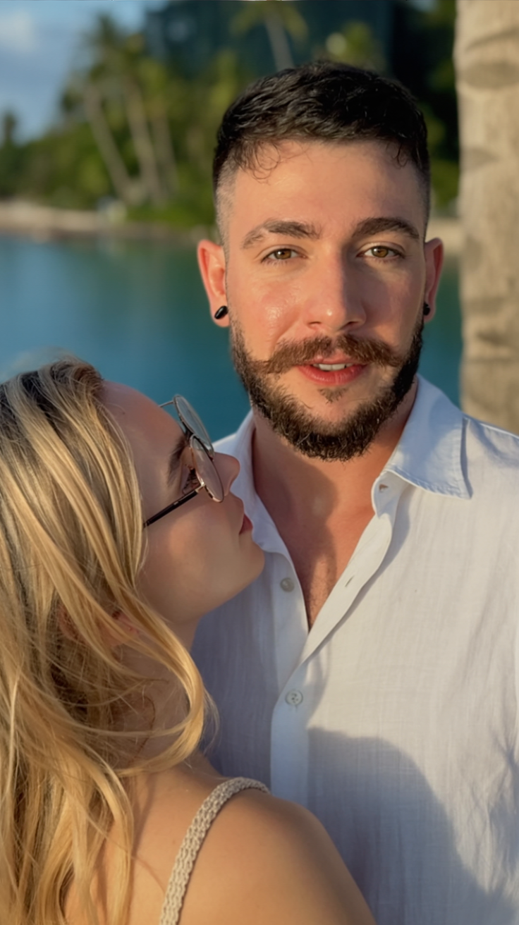 a-cinematic-portrait-photograph-capturin_2lG8A2eJSUq5Pm4emp-S0g_8NEtH-pBQsKVmOsKTlHj6Q